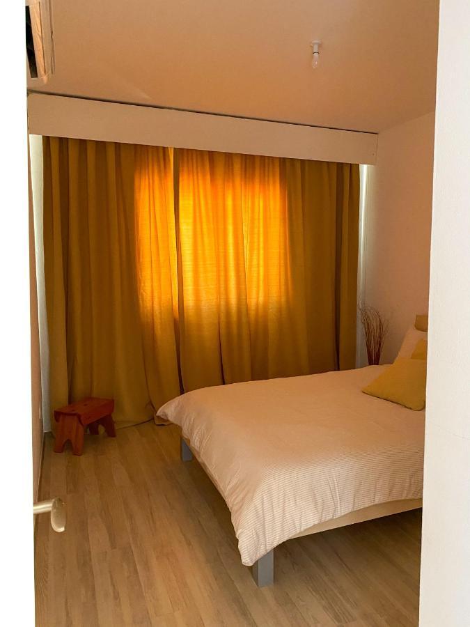 Summer Getaway: Stunning 1 Bedroom Apartment! Polis المظهر الخارجي الصورة