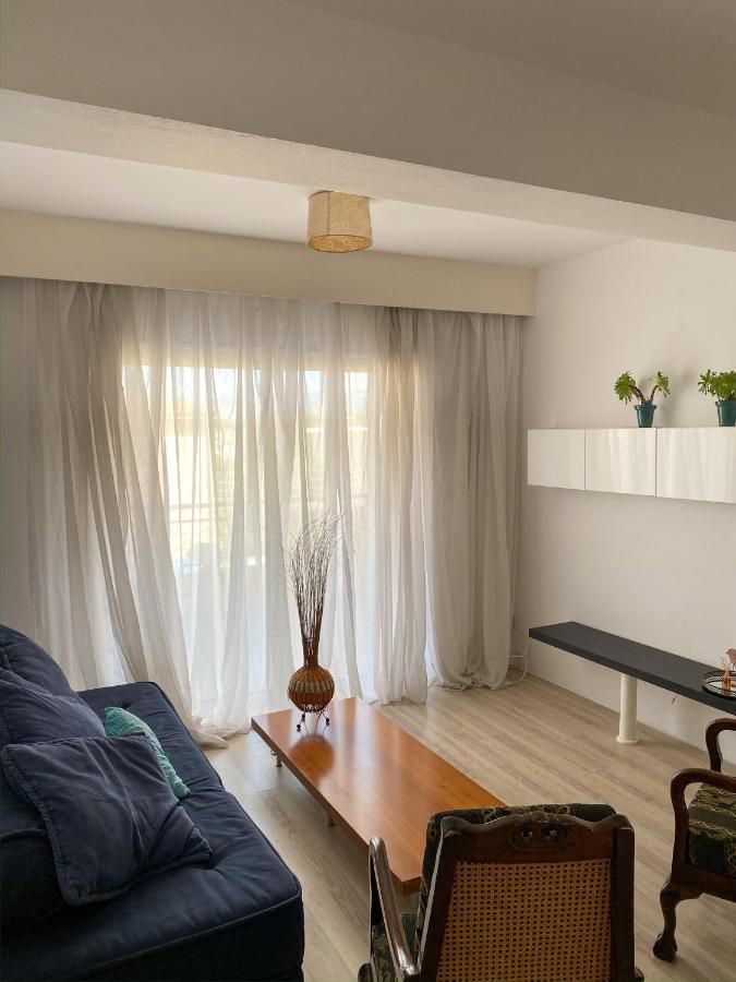 Summer Getaway: Stunning 1 Bedroom Apartment! Polis المظهر الخارجي الصورة