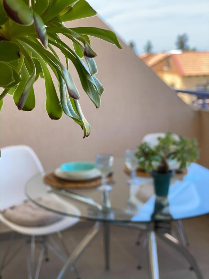 Summer Getaway: Stunning 1 Bedroom Apartment! Polis المظهر الخارجي الصورة