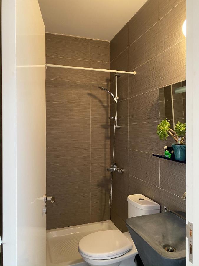Summer Getaway: Stunning 1 Bedroom Apartment! Polis المظهر الخارجي الصورة